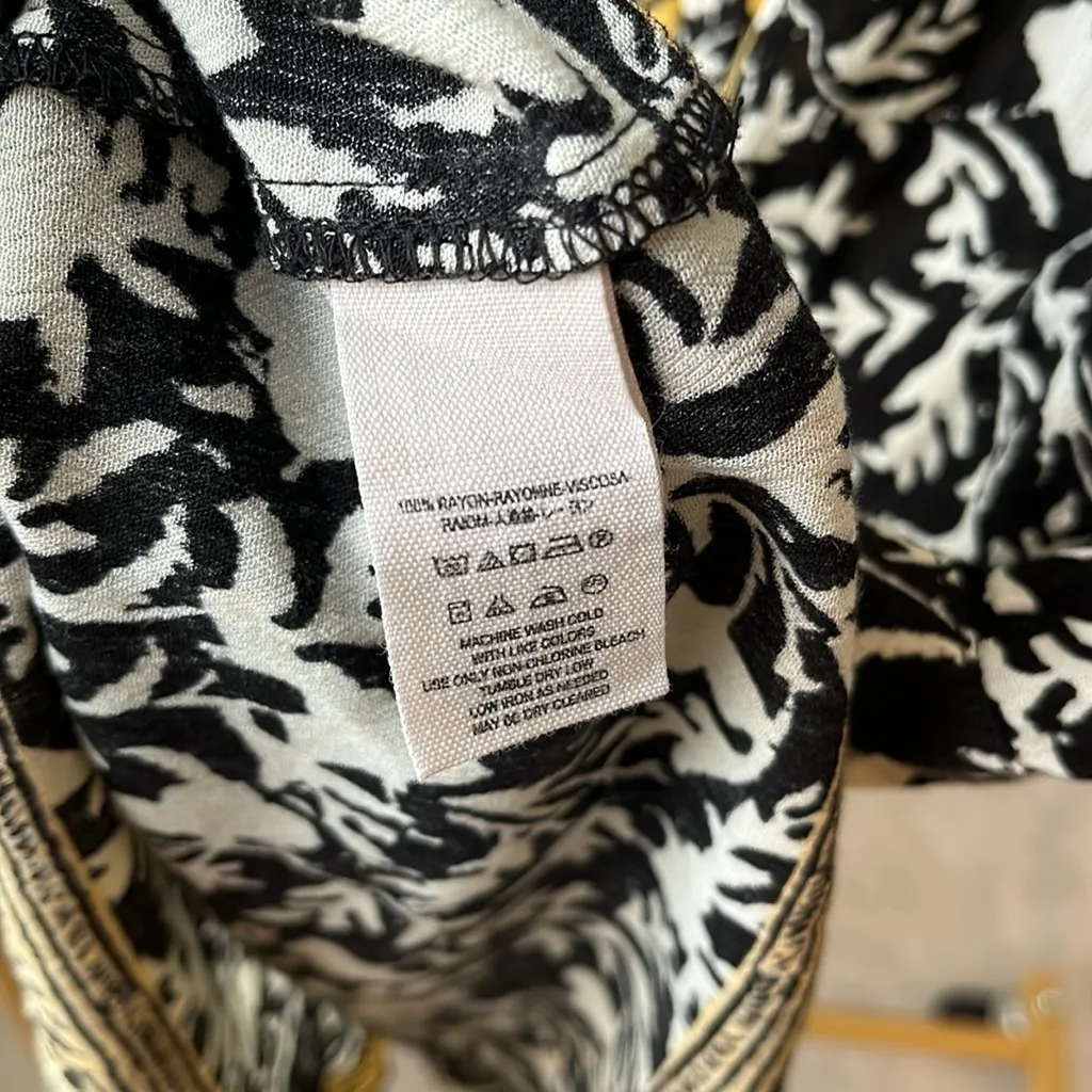 Free People  romper size SMALL - Image 10