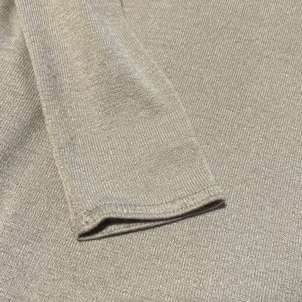 Aritizia Wilfred Free Gray Fine Lightweight Sweater Dress V neck Size XS - Image 10