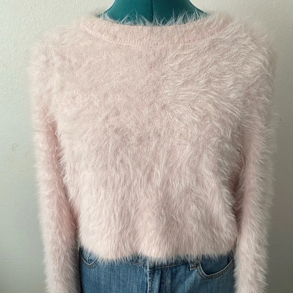 Kendall & Kylie Ultra Soft and Cozy High Crewneck Pale Pink Eyelash Sweater - Image 10