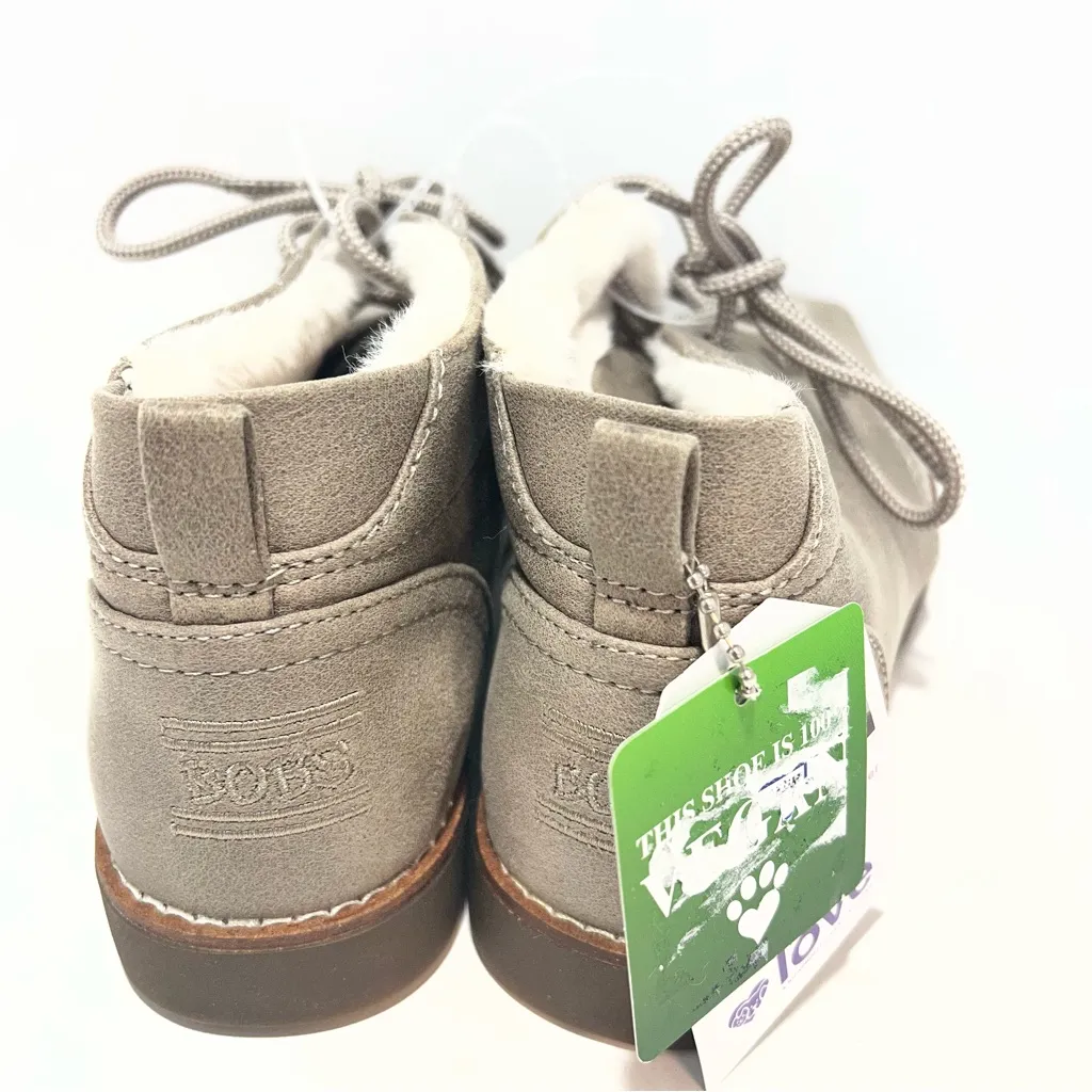 Bobs from Skechers Chill Lugs Snuggle Life ankle boots in Taupe size US 6 NWT Tan - Image 4