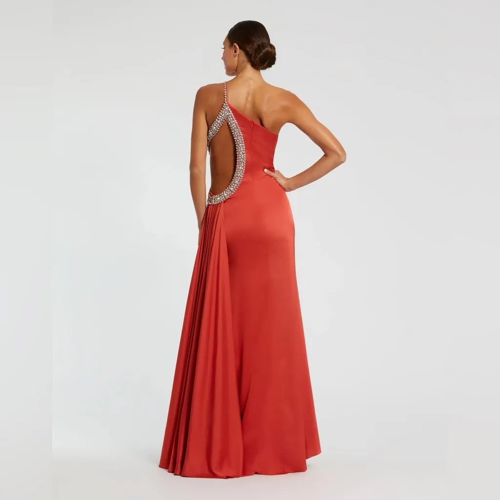 MAC DUGGAL
Red Jewel-Embellished Side Cut-Out A-Line Gown Size 4 Homecoming Prom - Image 3