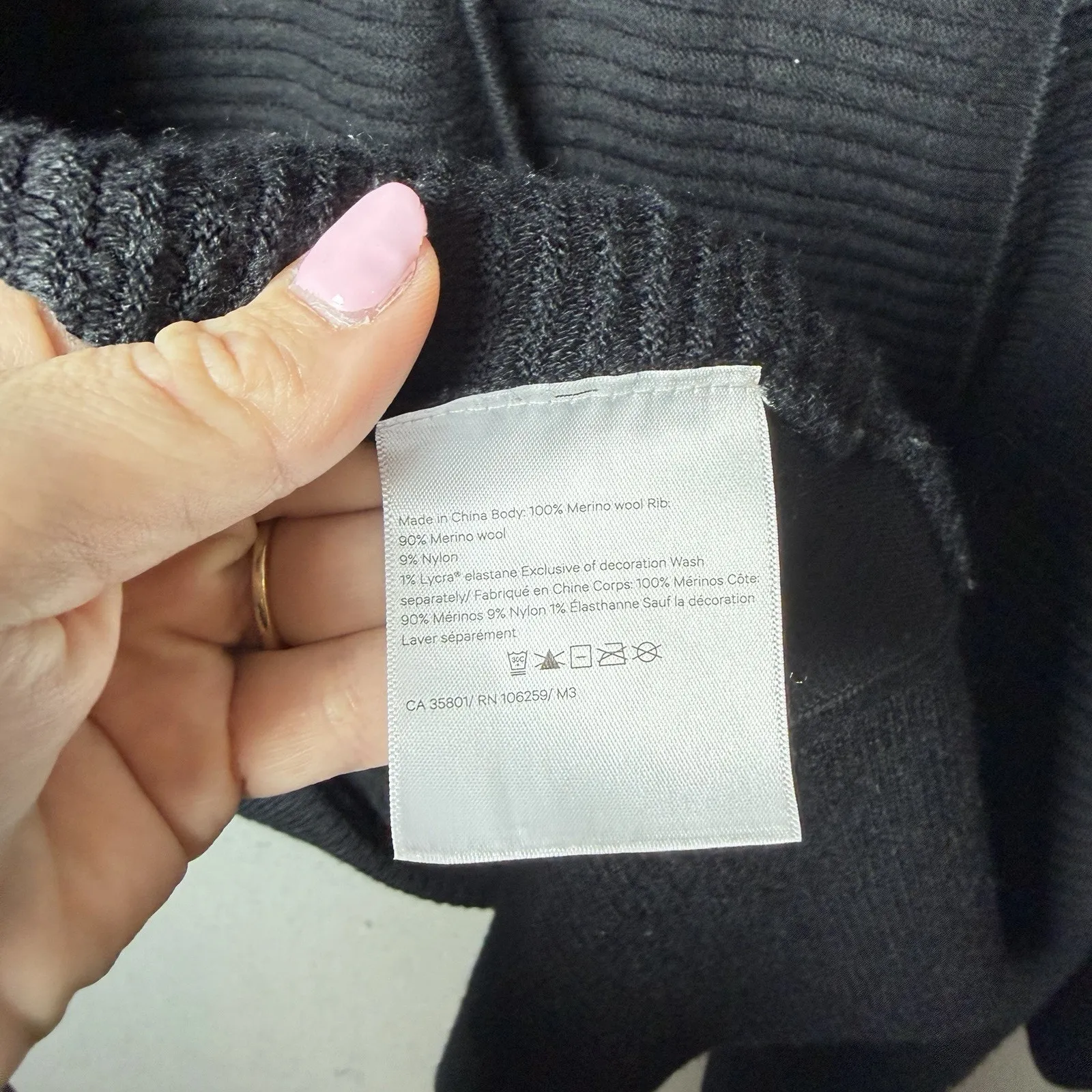 Lululemon Sit In Lotus Wrap II Sweater Cardigan Womens Size 12 Black Merino Wool - Image 6