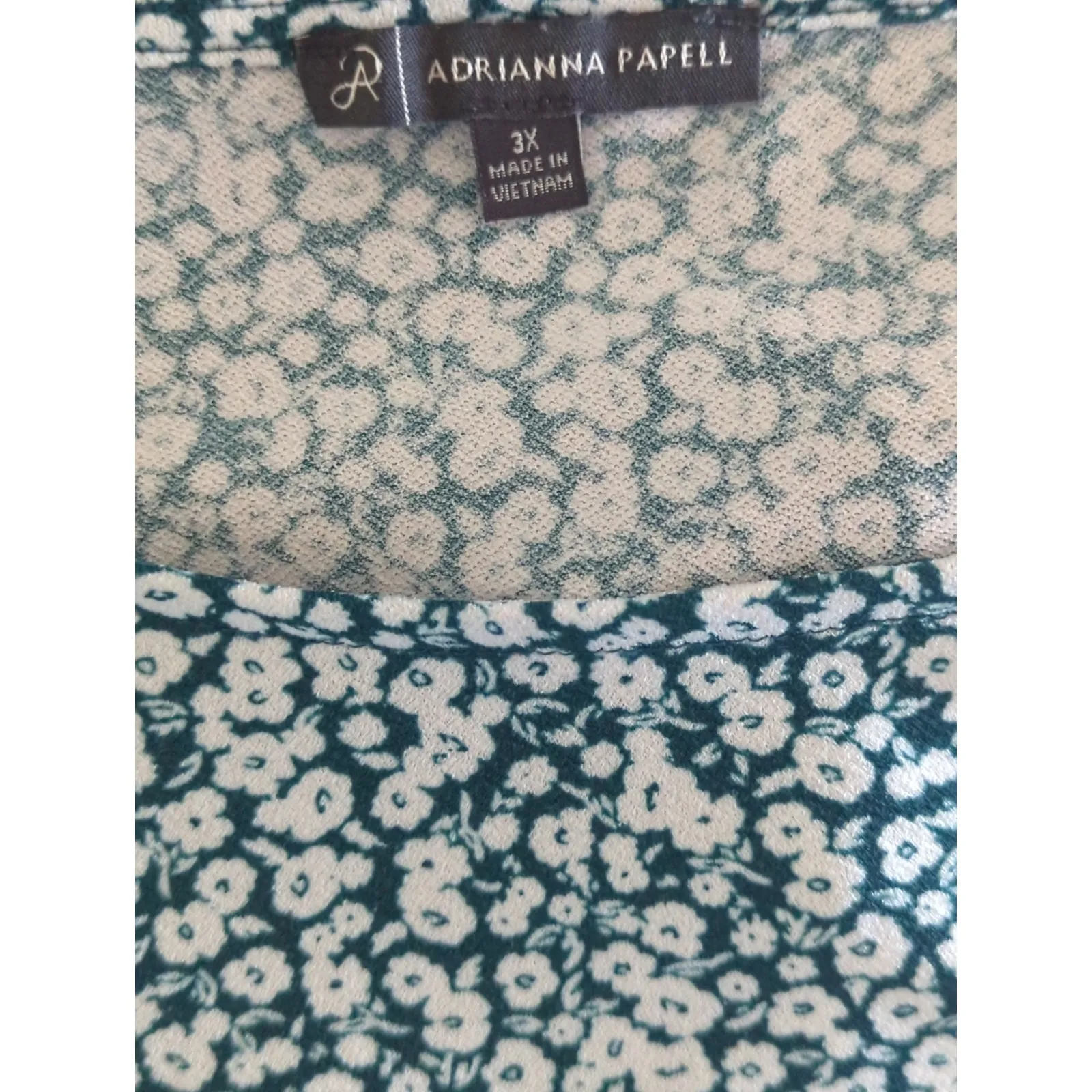 Adrianna Papell Double Flutter Sleeve Top - Size 3X - Green & White Floral Tee - Image 8