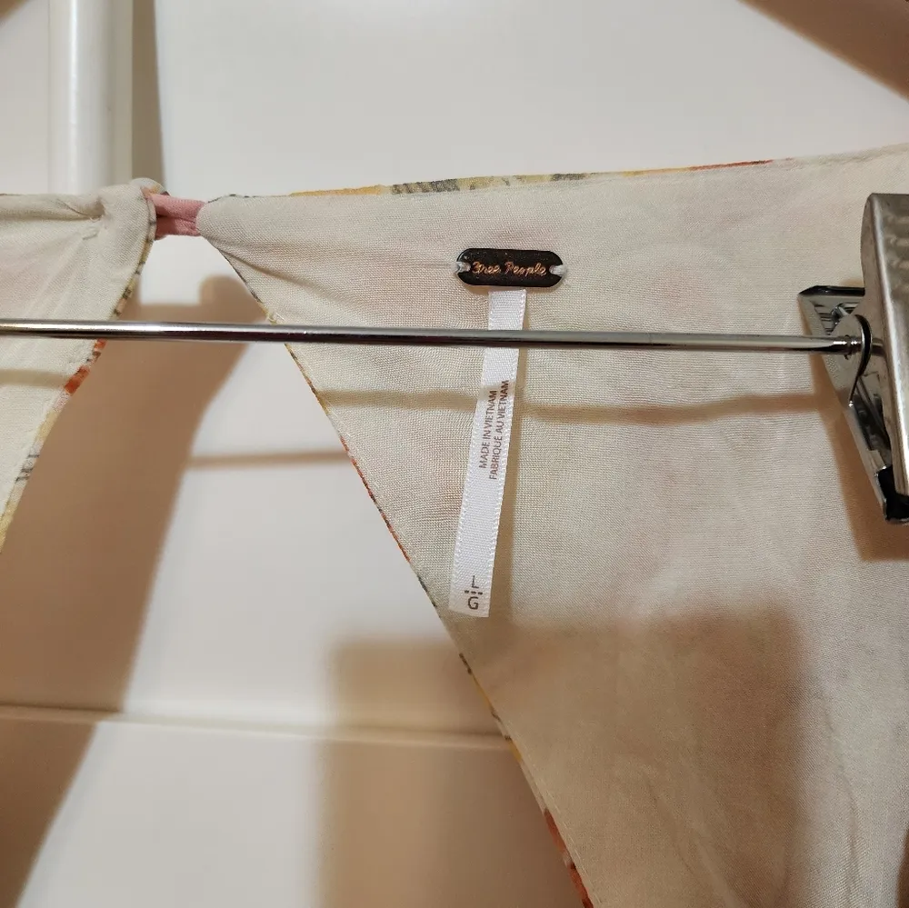 Free People mabel printed ruched blouse - Image 5