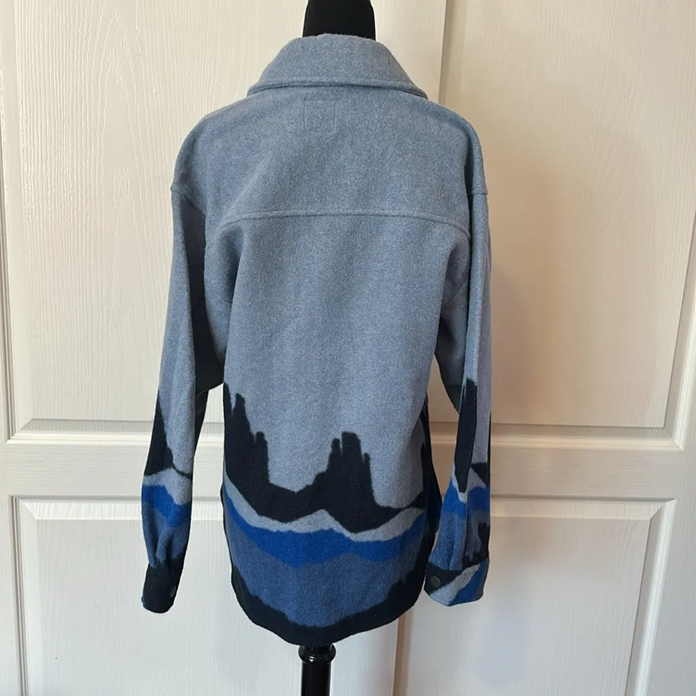 NWT BLUE FELT BUTTON UP DESERT SHADOW SCENE SHACKET - Image 3