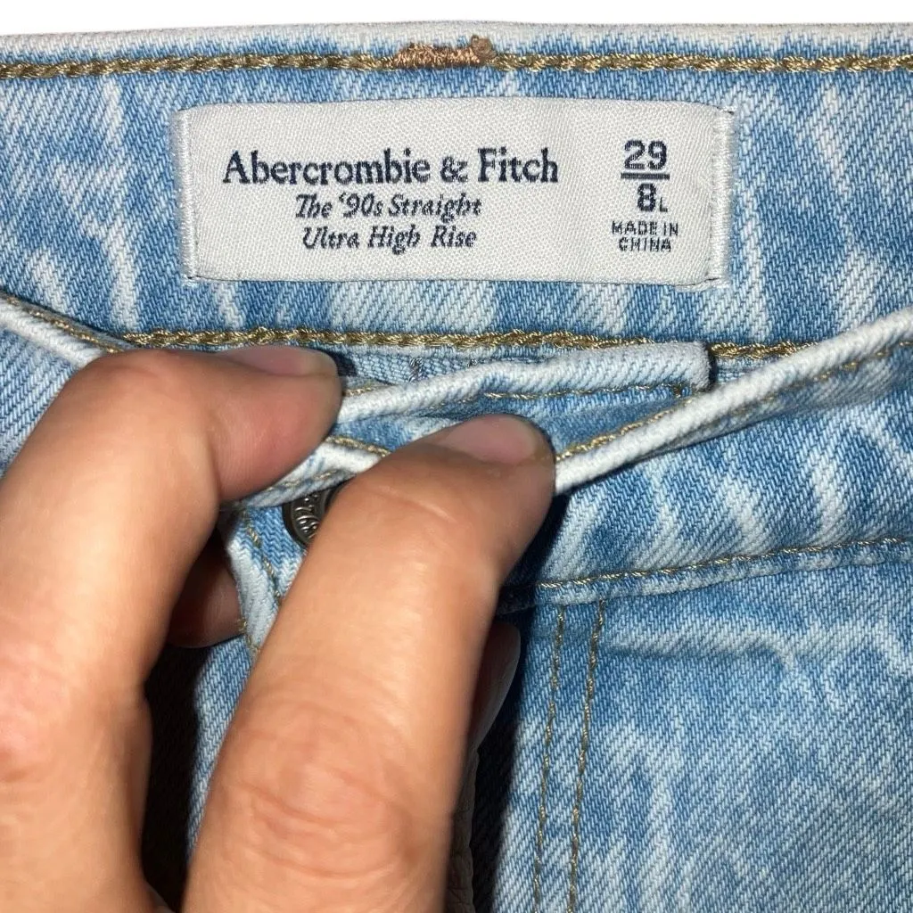 Abercrombie & Fitch The 90’s Straight ultra High Rise light wash 29/8L #760 - Image 7