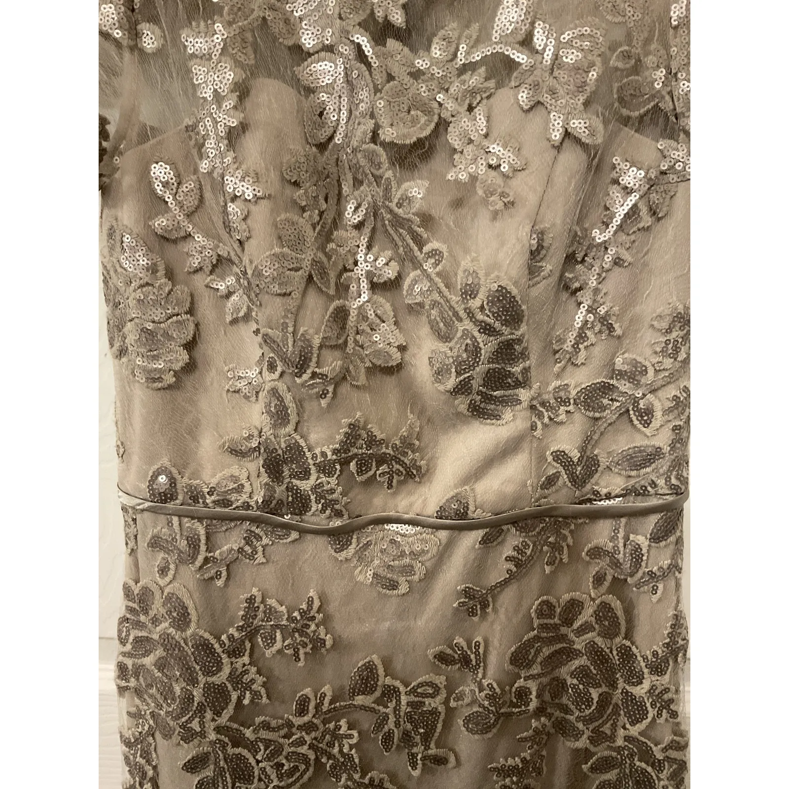 Oleg Cassini Lace Applique Cap-Sleeve Long Sheath Formal Gown in Champagne, 6 - Image 8