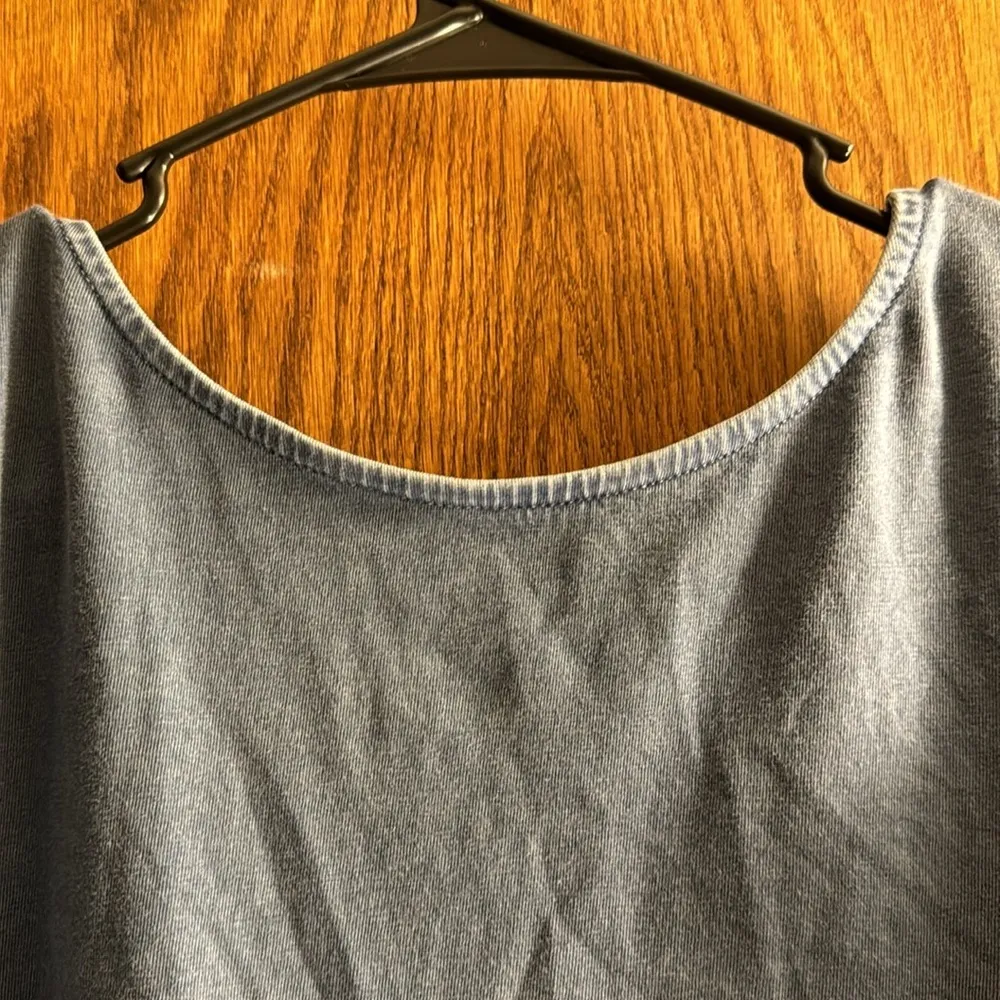 Frye Blue Flowy Bell Sleeves Blue Blouse Size Large EUC #1059-OAK - Image 5