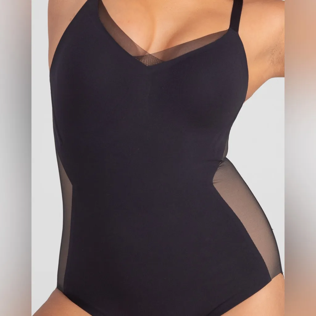 Honeylove crossover cami bodysuit Black Size 2X - Image 4