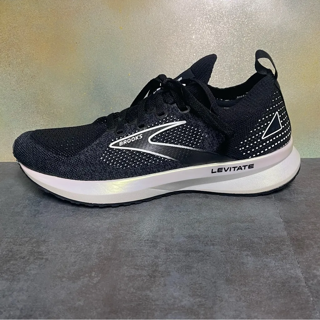Brooks Levitate 5 StealthFit Women's Black Running Shoes Size 7.5B - Image 14