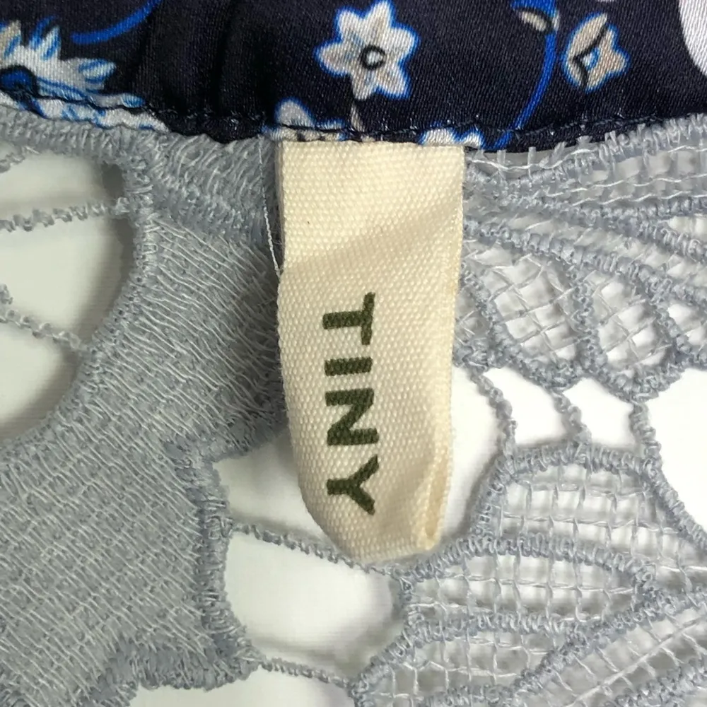 ANTHROPOLOGIE Tiny mixed fabric patterns embroidered BoHo dress - Image 8