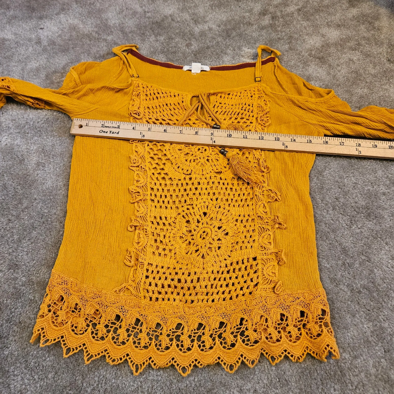 Taylor & Sage GoldenRod Orange Crochet Trumpet Sleeve Boho Indie Festival Medium - Image 9