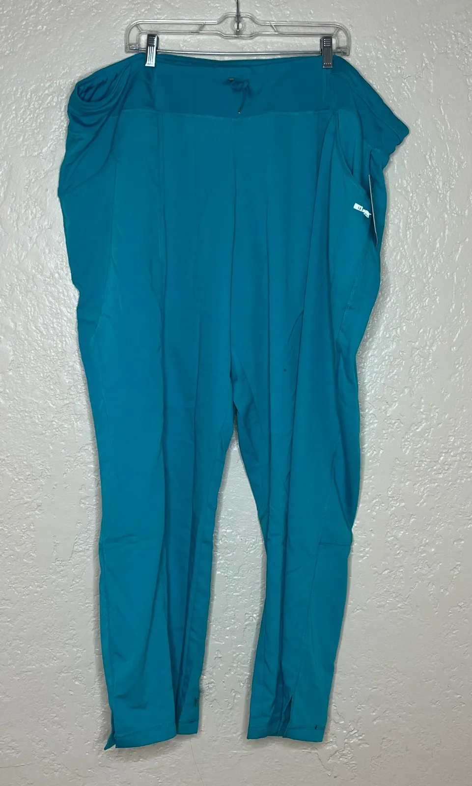 Grey’s Anatomy Active Barco Women's Scrubs Bundle of 2 Teal 5XL Performance Wear Green Size 5X - Image 1