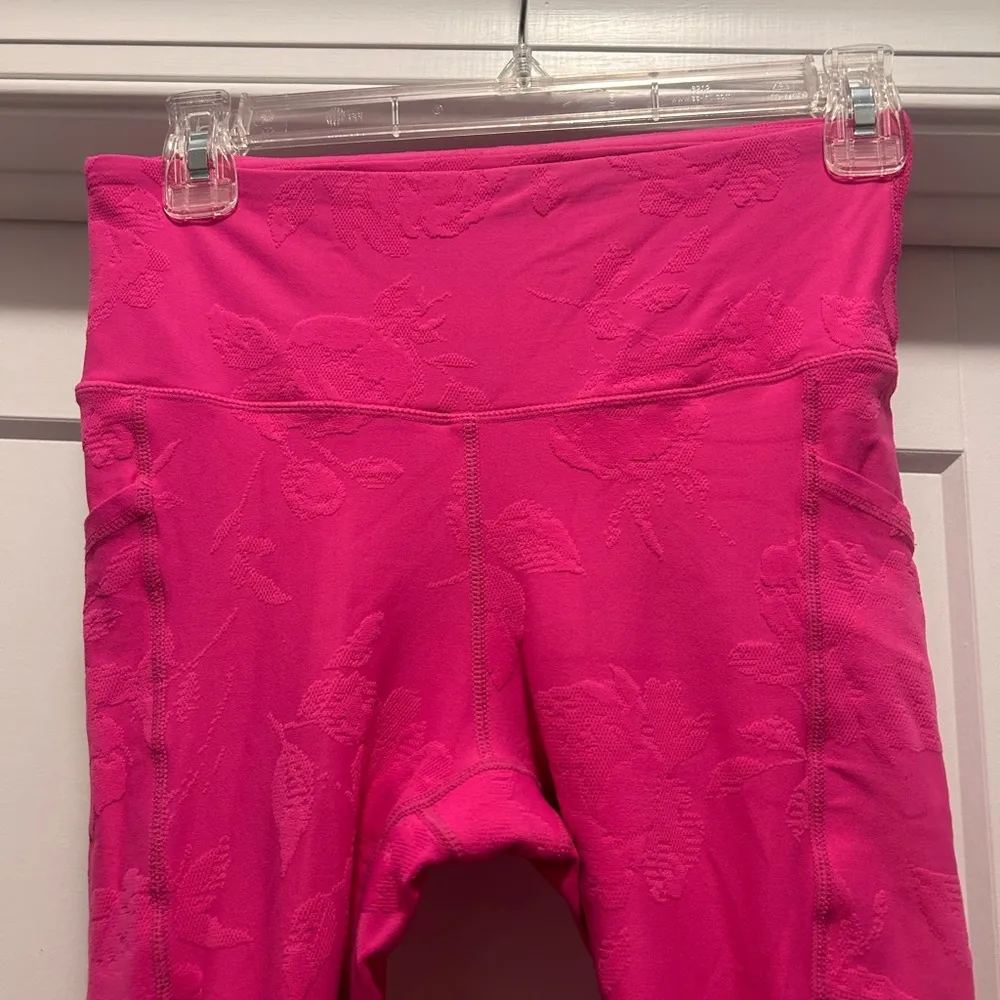 Mono b hot pink leggings small - Image 5