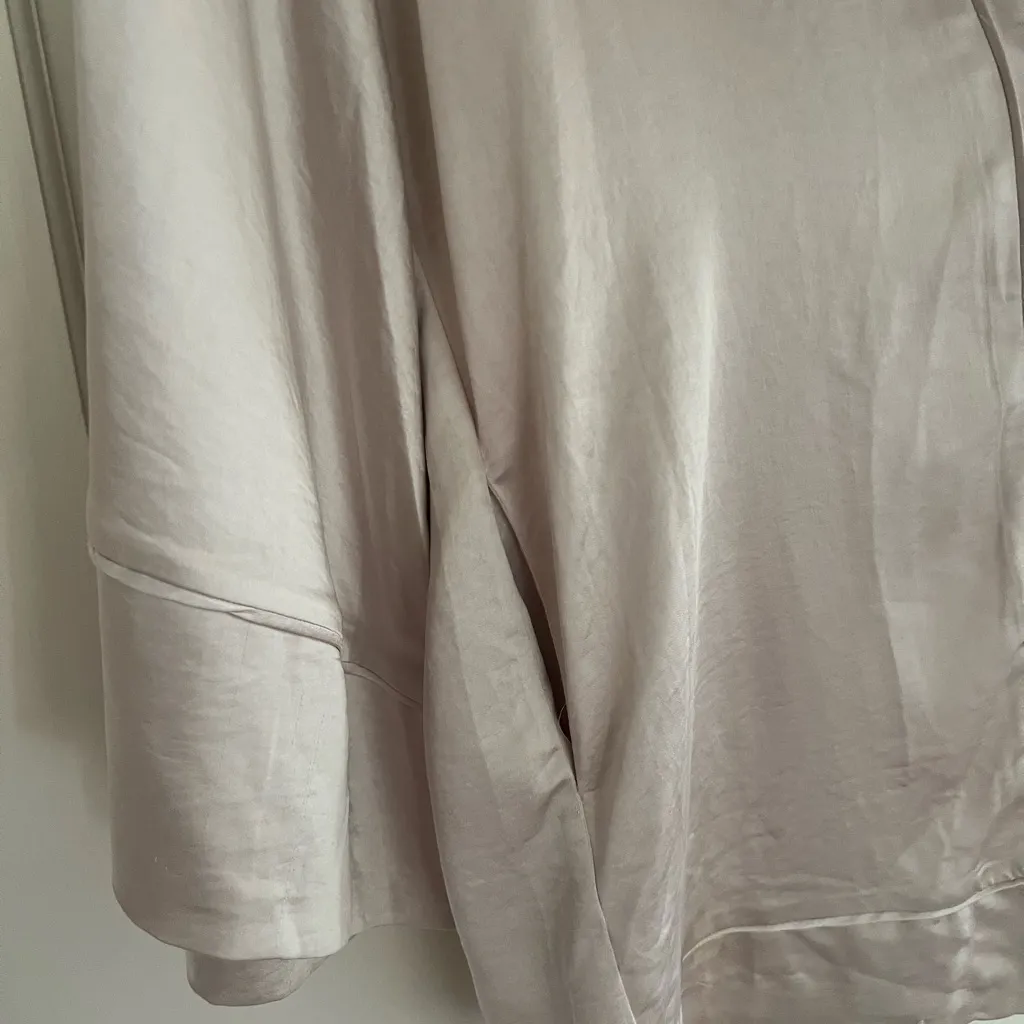 Lulus  Champagne Robe - Image 6