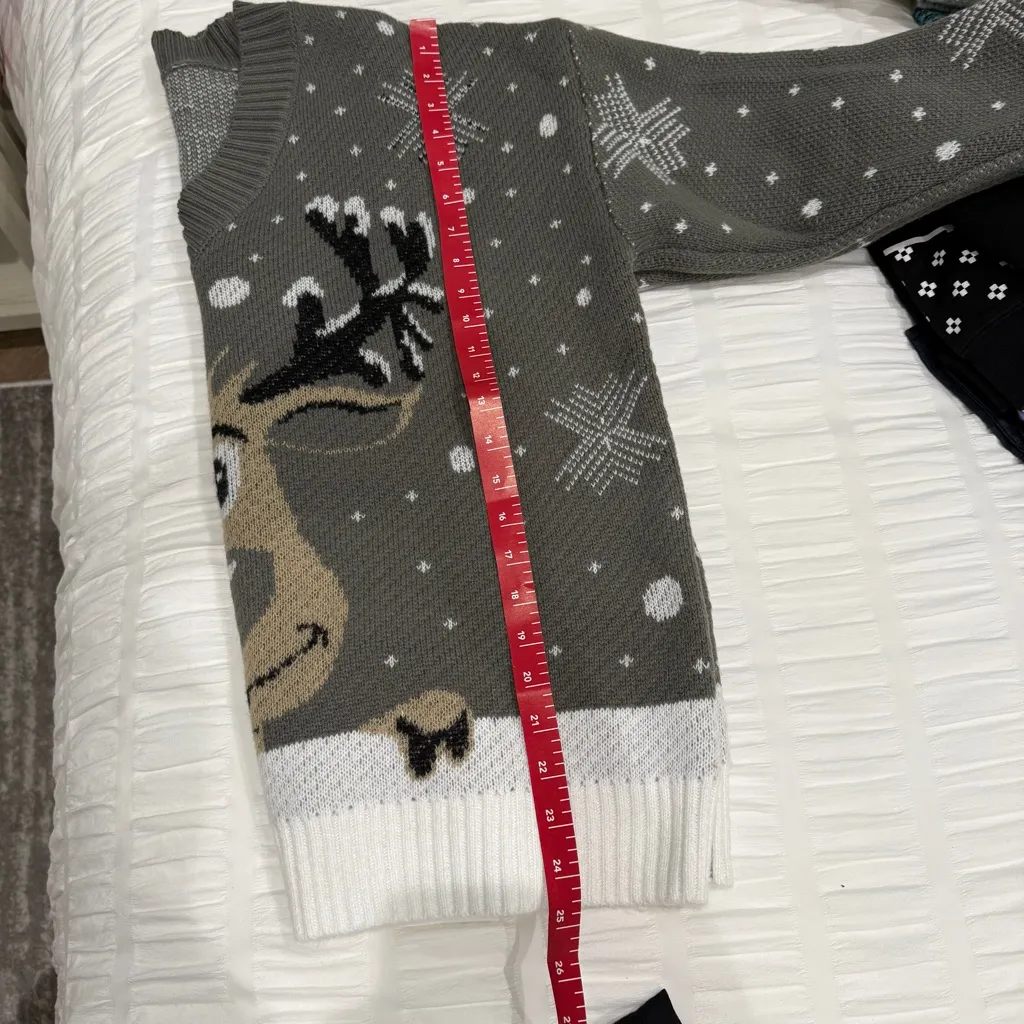 Christmas sweater reindeer snowflakes and falling snow size xxl - Image 7