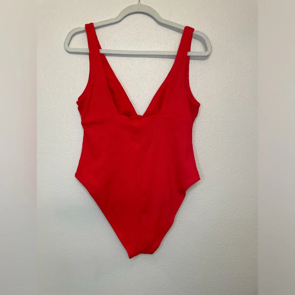 H&M NWT Women’s High Leg‎ Ribbed Swimsuit Size M - Image 4