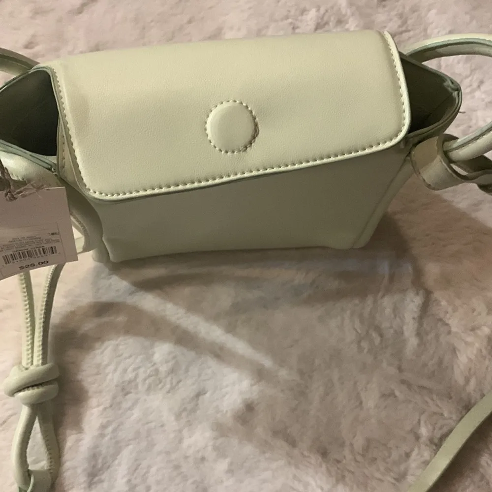 A New Day Women's Bag Tubular Crossbody
Green Faux Leather Adjustable... NWT - Image 2
