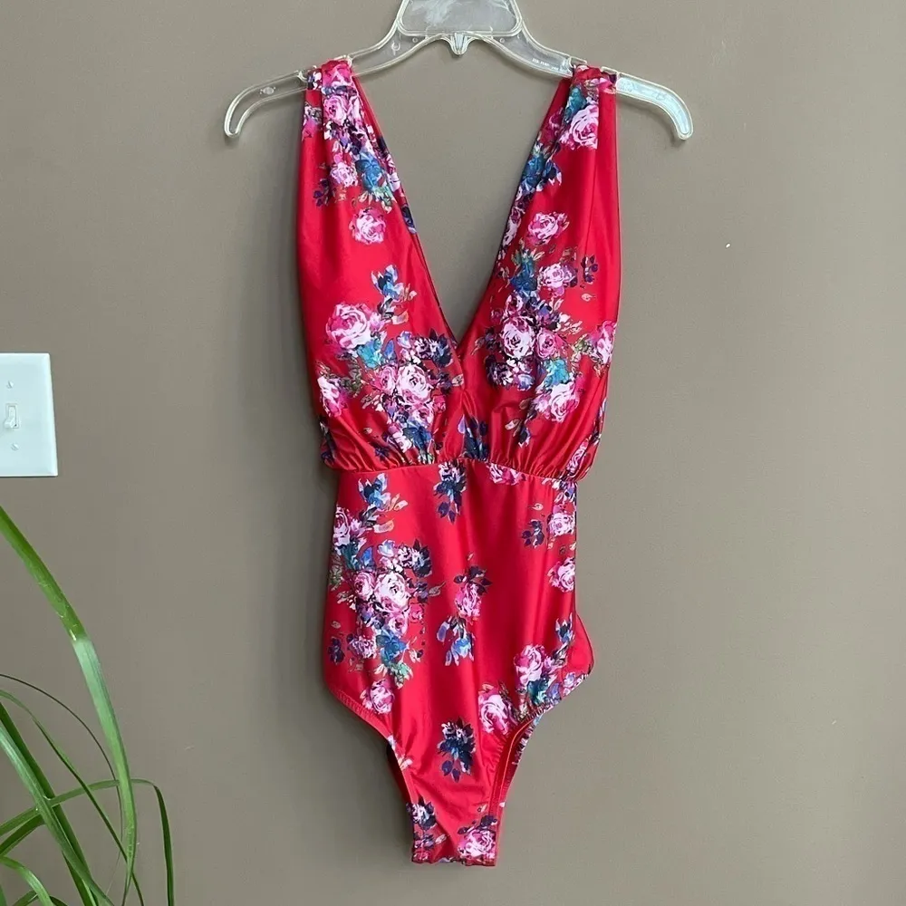 ModCloth Lauren Floral Plunge One‎ Piece Swimsuit Size 1X - Image 5
