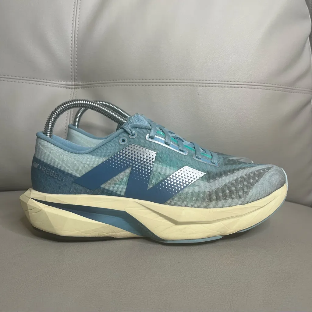New Balance FuelCell Rebel V4 Quarry Blue Athletic Running Shoes Women’s Size 9 - Image 2