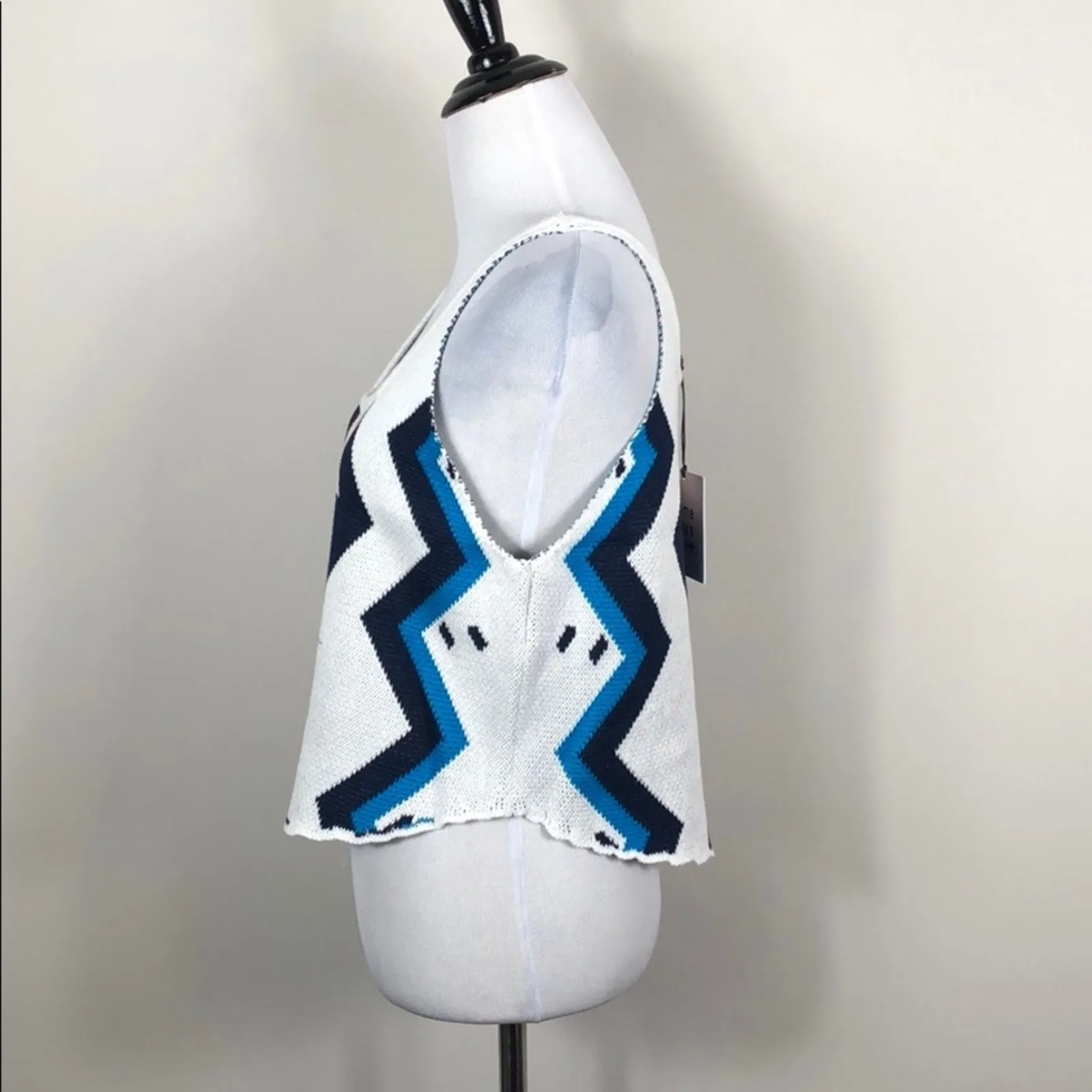 Somedays Lovin Top Tribal Knit Scalloped Hem Tank - Image 5