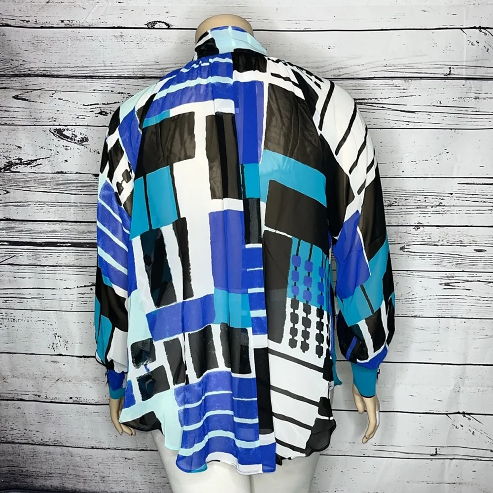 Lane Bryant NWT Size 18/20 Blue & Black Geometric Sheer Button Up Blouse Top - Image 4