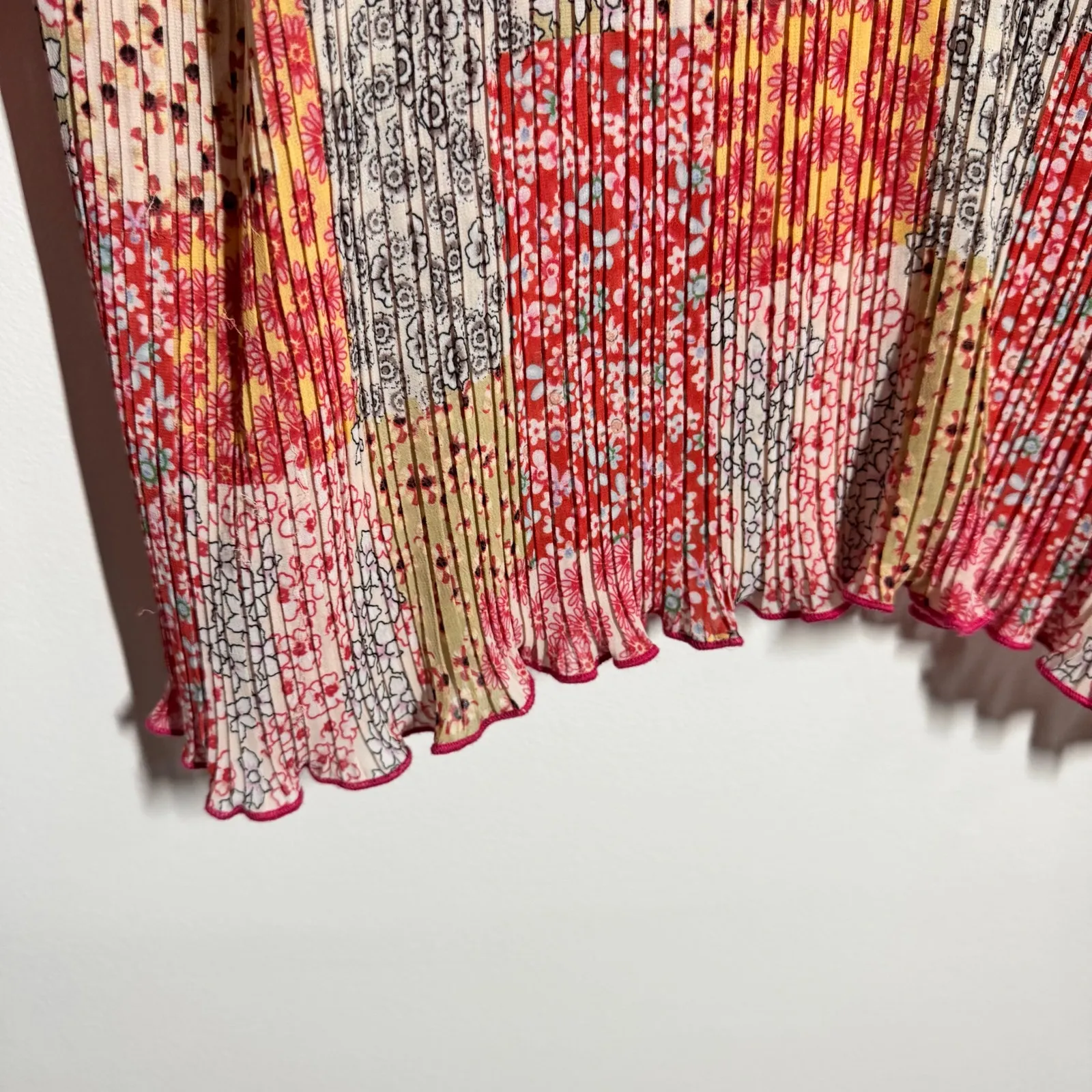 Muche & Muchette Boho Sheer Pop Over Top Women OS Crinkle Flow Oversized Floral Pink Size undefined - Image 6