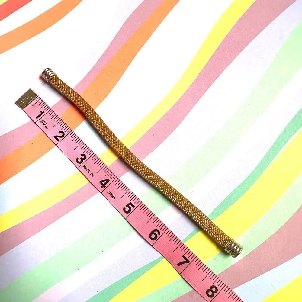 Gold tone mesh bracelet - Image 8