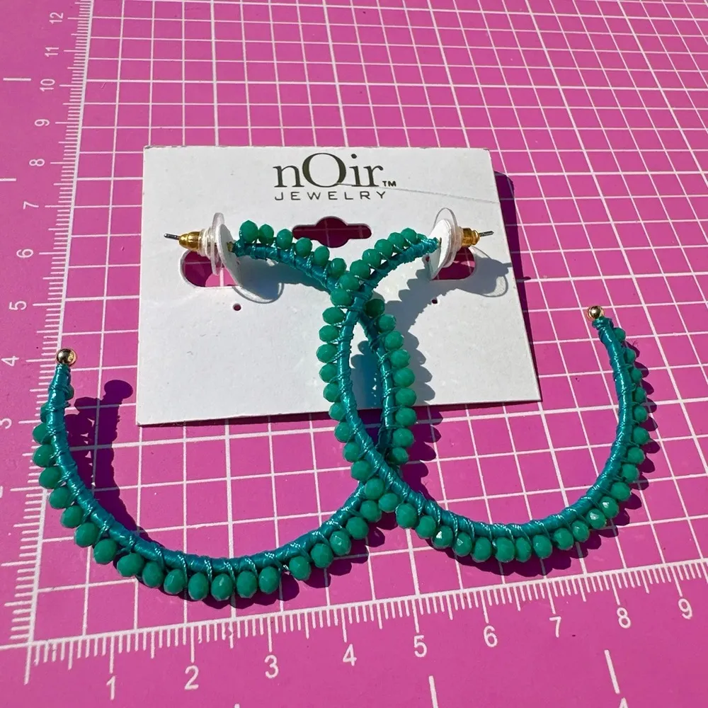 nOir Jewelry Green beaded medium hoop open loop Earrings Gold - Image 3