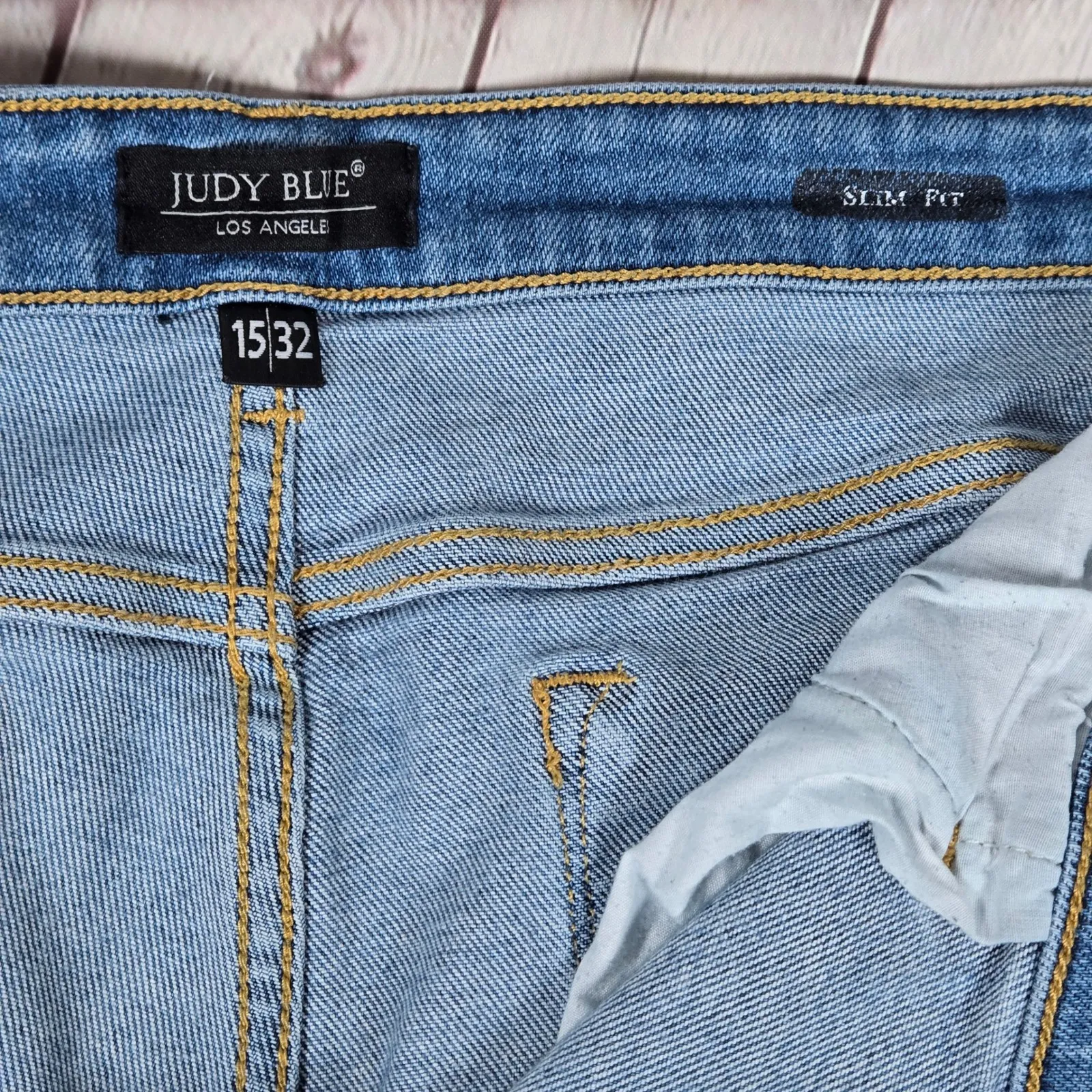 Judy Blue Mid Rise Slim Fit Medium Wash Denim‎ Jeans Women's Size 15/32 - Image 6