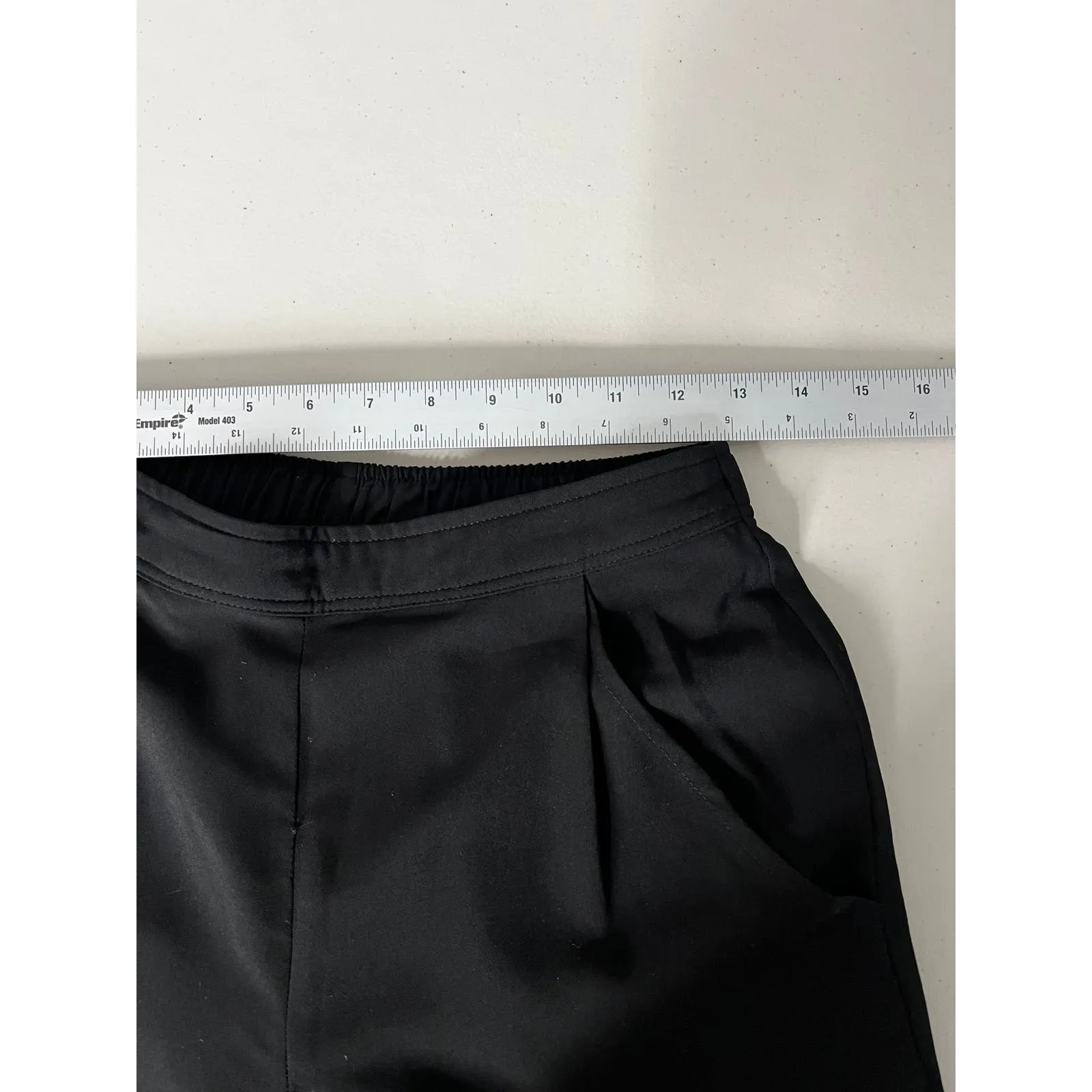 Modern Citizen Finley Pull On Pleated‎ Cropped Trousers in Black Size Small - Image 7