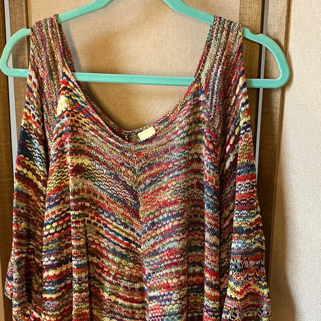 Faded Glory Women's Colorful cold shoulder Knit Sweater 2x - Image 3