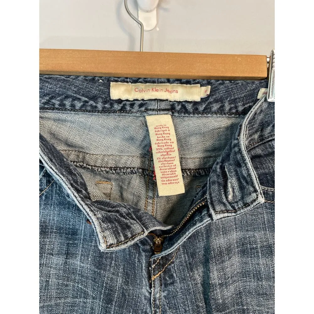 Calvin Klein , Size 30, Ultra Low Rise Jeans, Wide Leg, Medium Wash, Y2K - Image 4