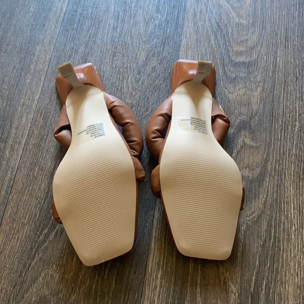 Shoedazzle Rita Ora x  Turned Up Two Strap Heels - Image 5