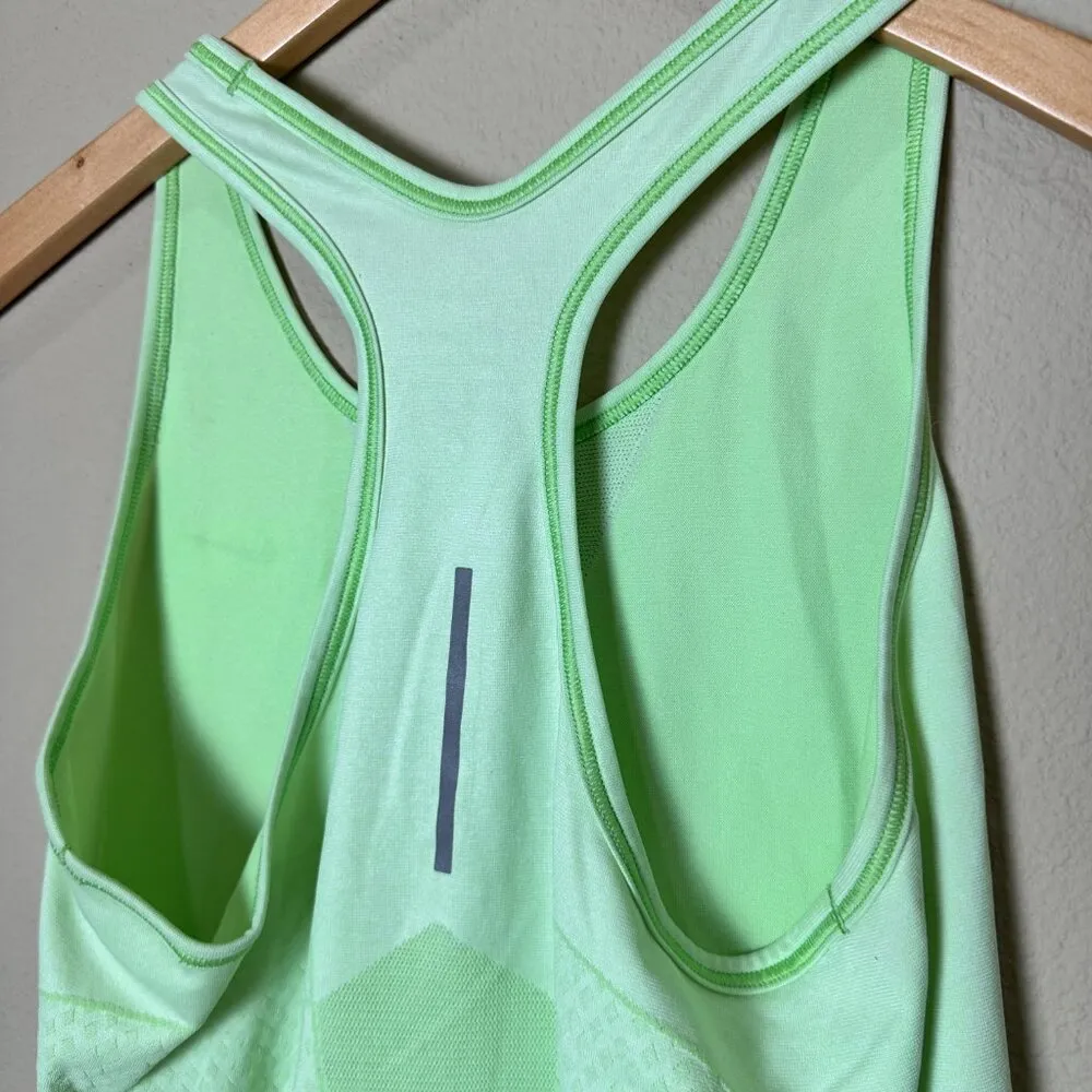 NIKE Dri-Fit Lime Green Athletic Tank Top Size Medium - Image 8