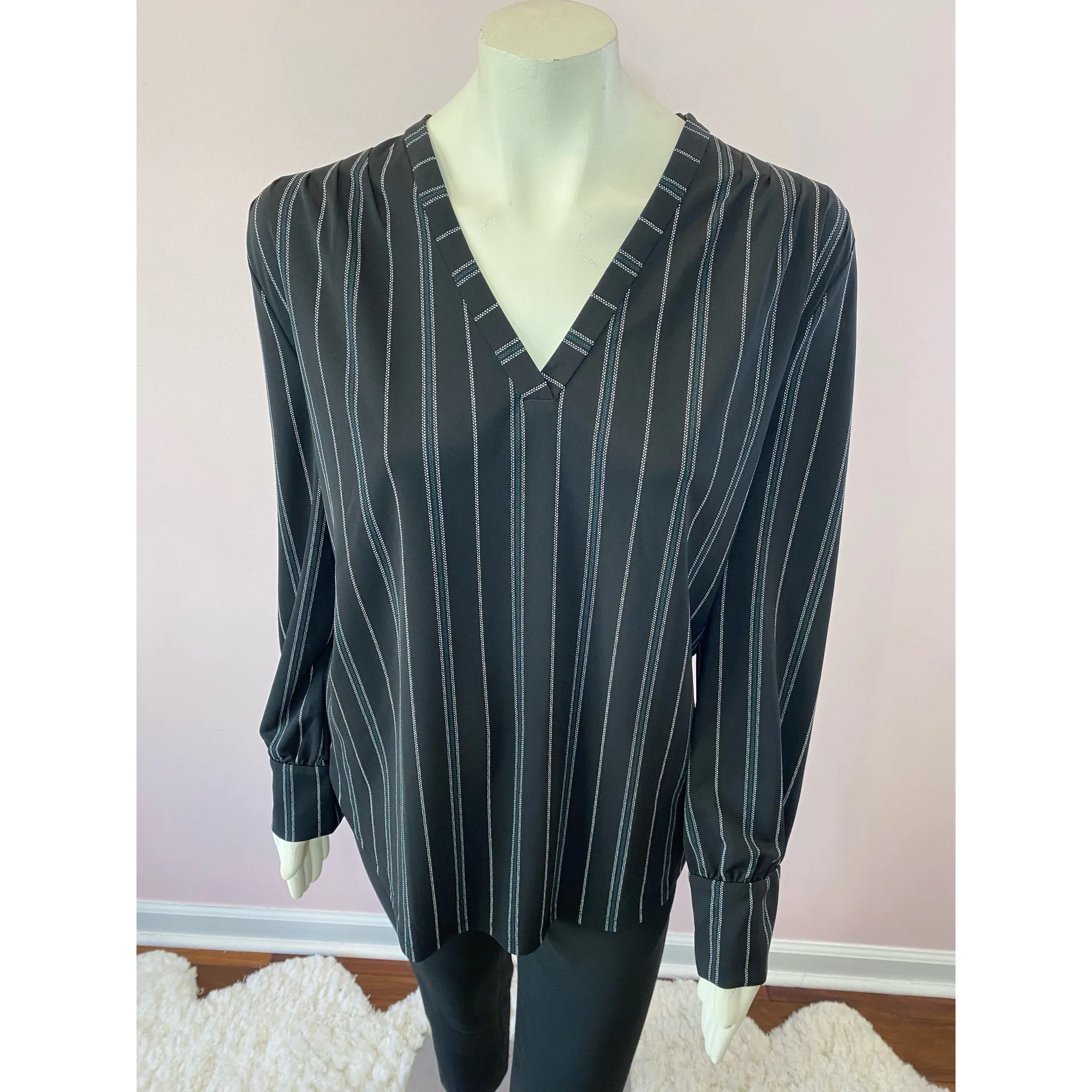 Black Diagonal Striped V-Neckline Blouse - Image 7