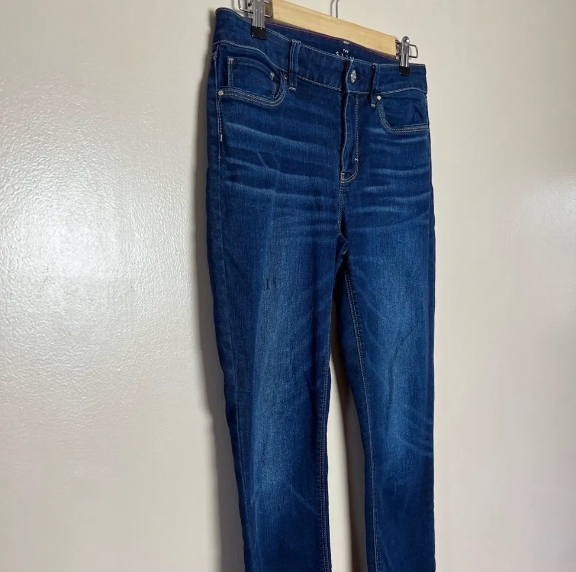 SALE! WHBM The Slim Mid-Rise Jeans Size 6S VGUC - Image 3