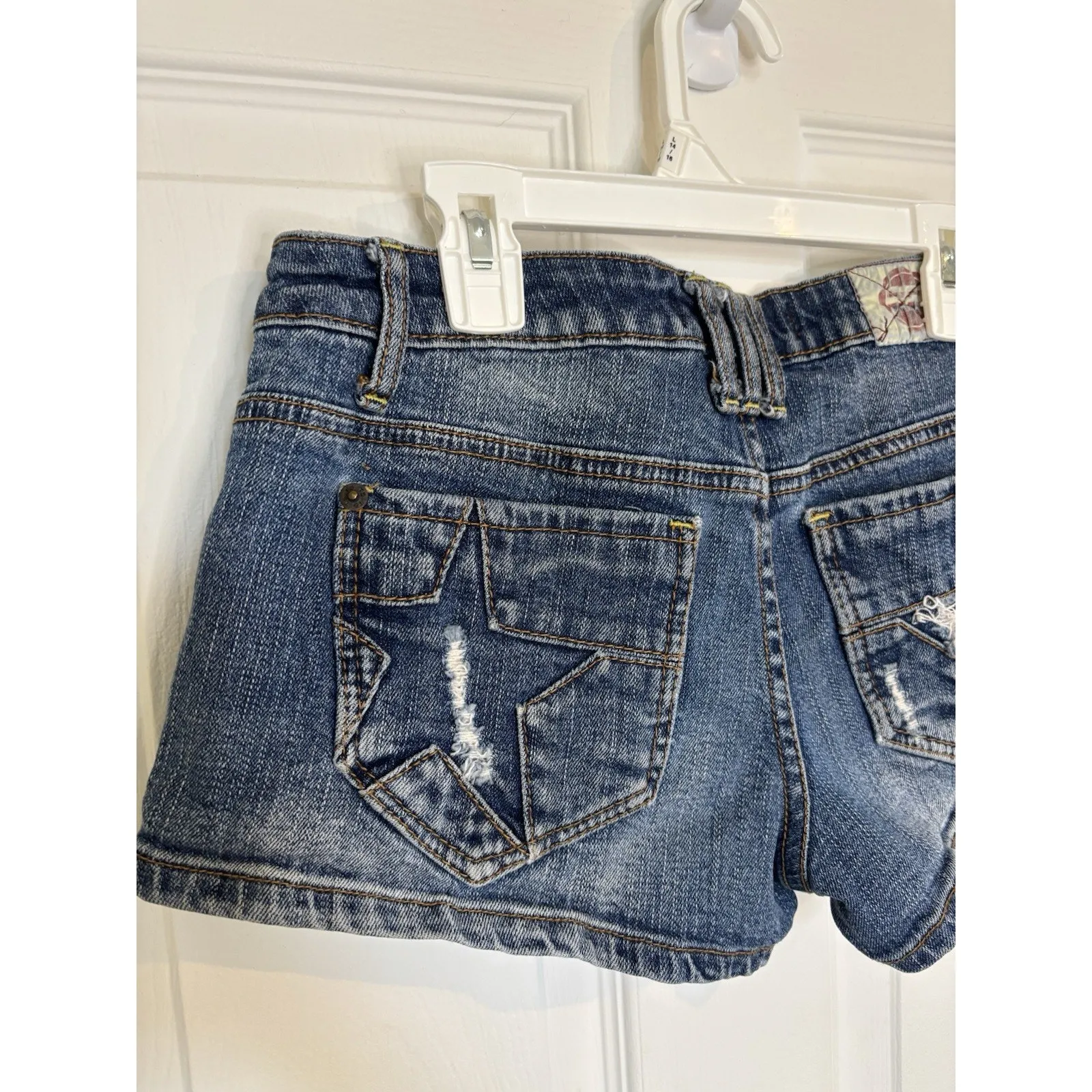 Y2K T Five Denim Shorts Size 7 Low Rise Whiskering Star Cut Outs Festival Blue - Image 5