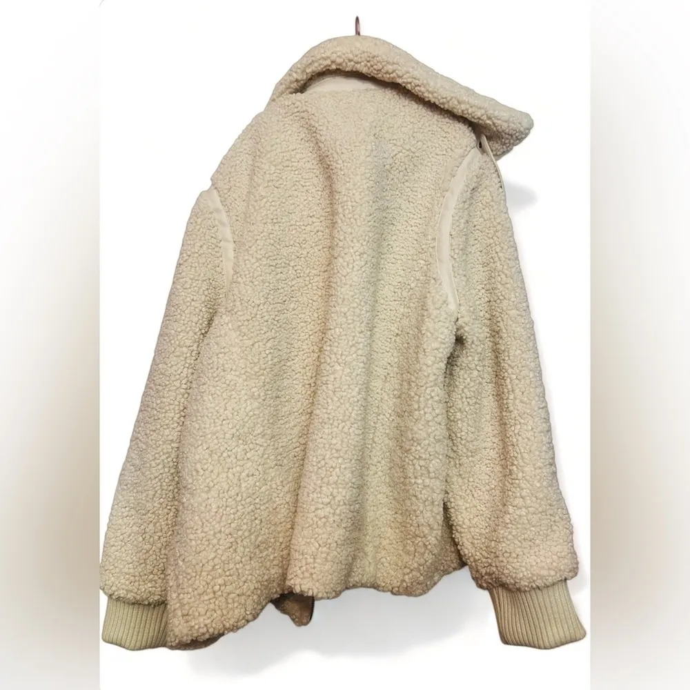 Banana Republic Sherpa Bomber Jacket NWT - Image 12