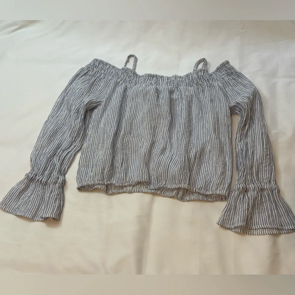 Hem & Thread Blue and White Linen Blouse Size Large - Image 3