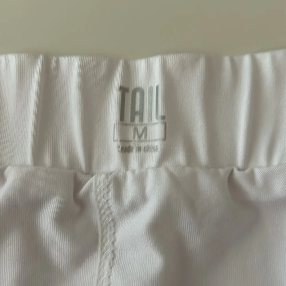 White Tail Color Block Golf Skort Size M - Image 4