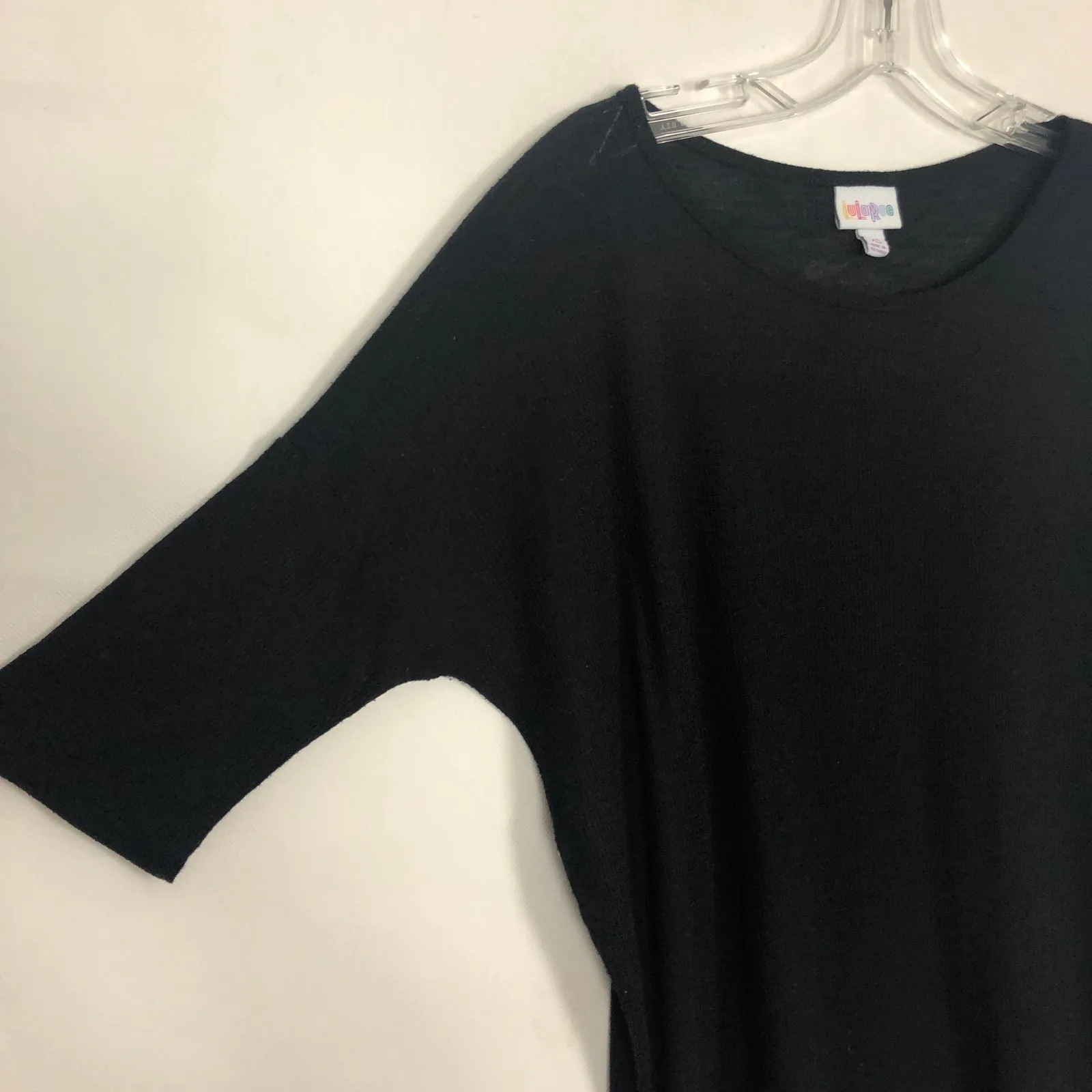 LuLaRoe Ribbed Black Tunic Top Pullover Elbow Sleeve Size XS - Image 5