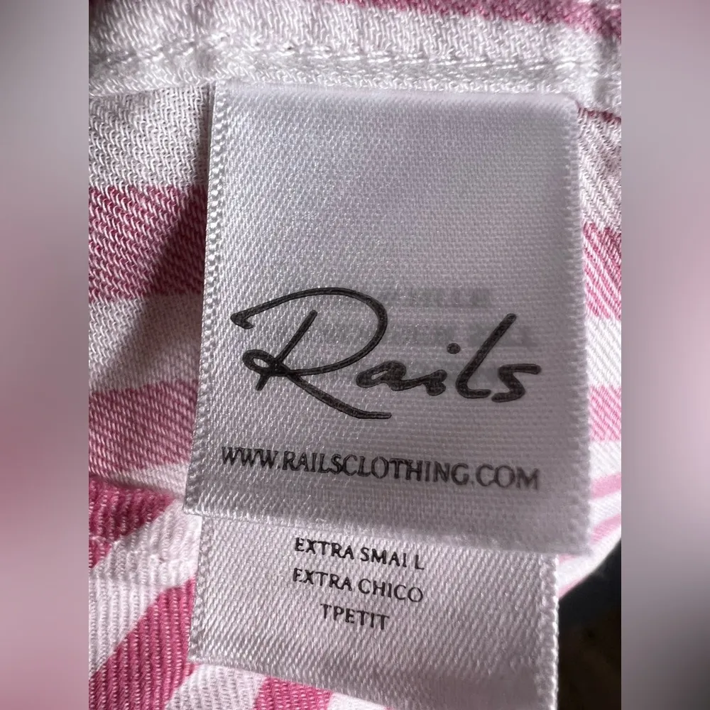 Rails Pink/Red and White Striped Long Sleeve Pajama / Lounge Set in size  XSmall - Image 10