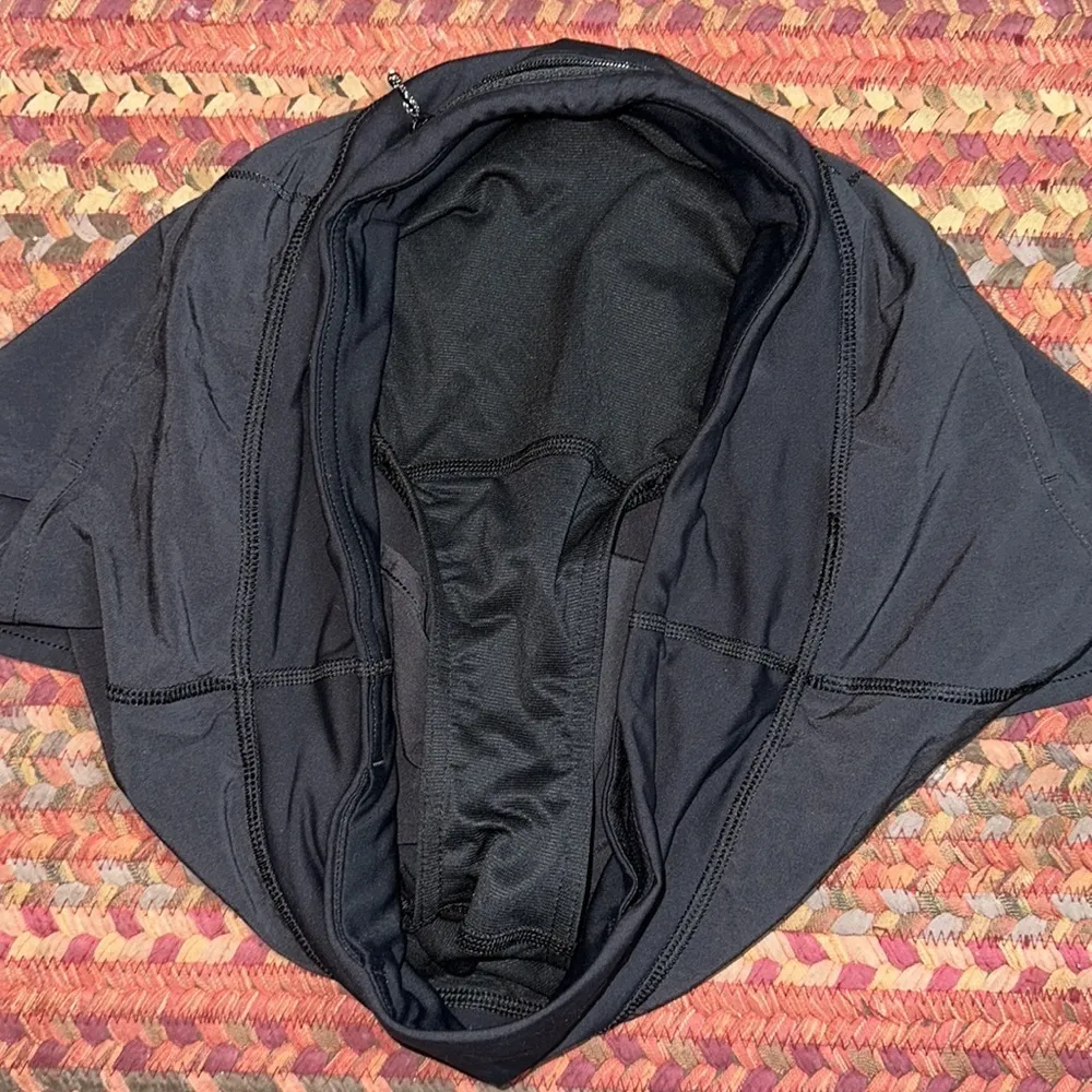 LULULEMON BLACK 2.5” SPEED SHORTS LOW RISE ATHLETIC RUNNING - Image 2