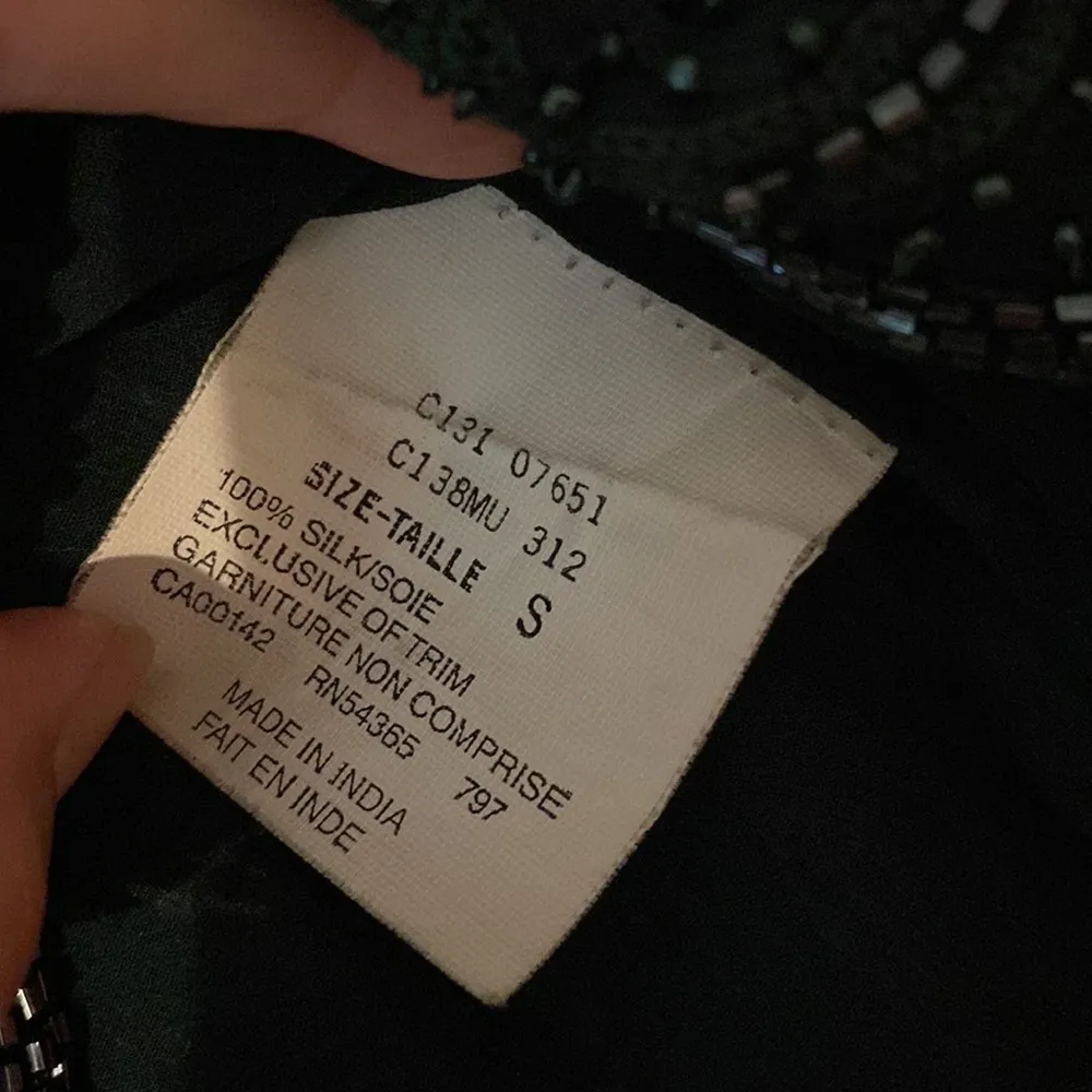 Vintage women’s Peter Nygård size small heavily beaded blouse top emerald green - Image 5