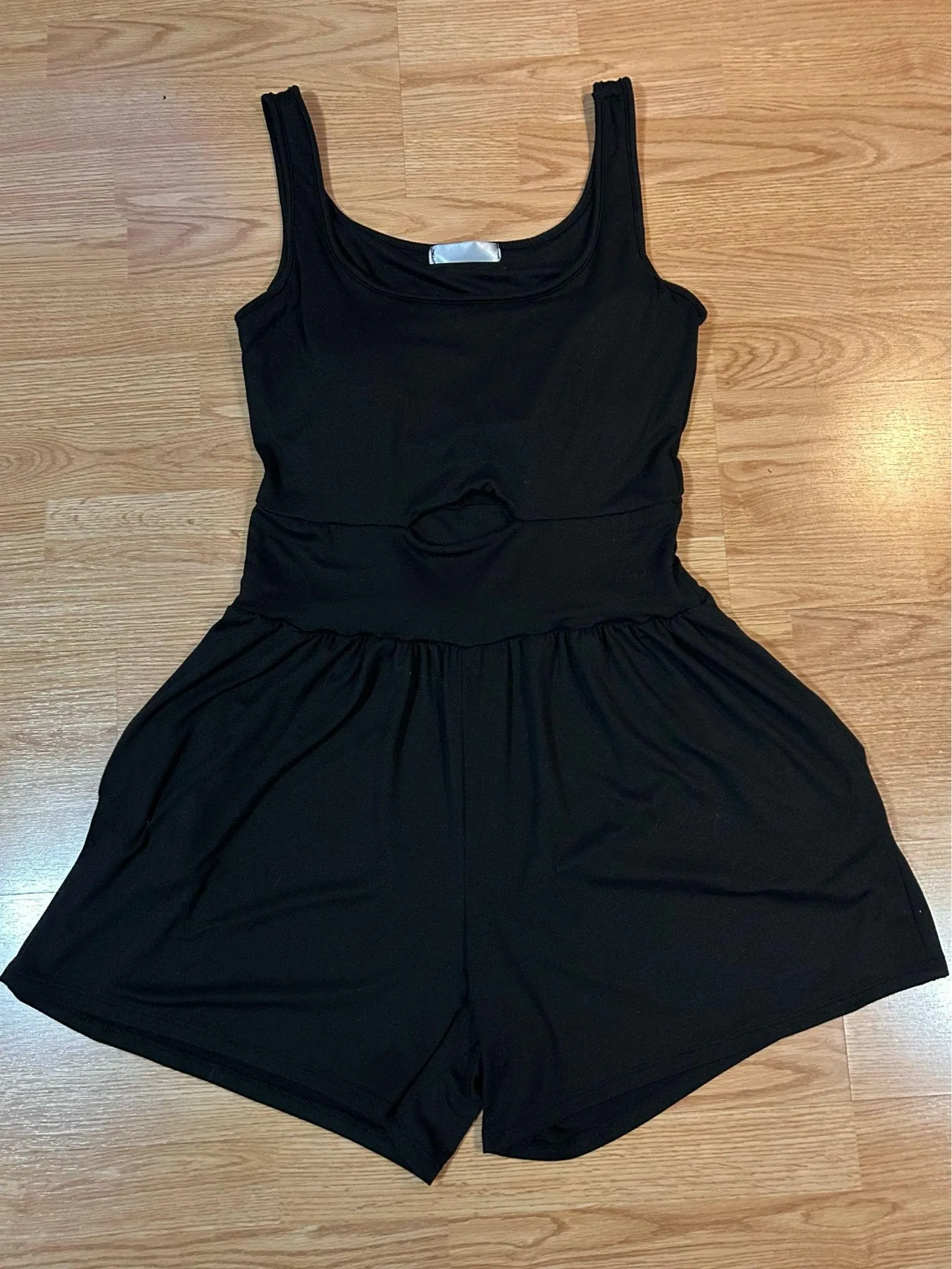 Black Romper Size XL - Image 2