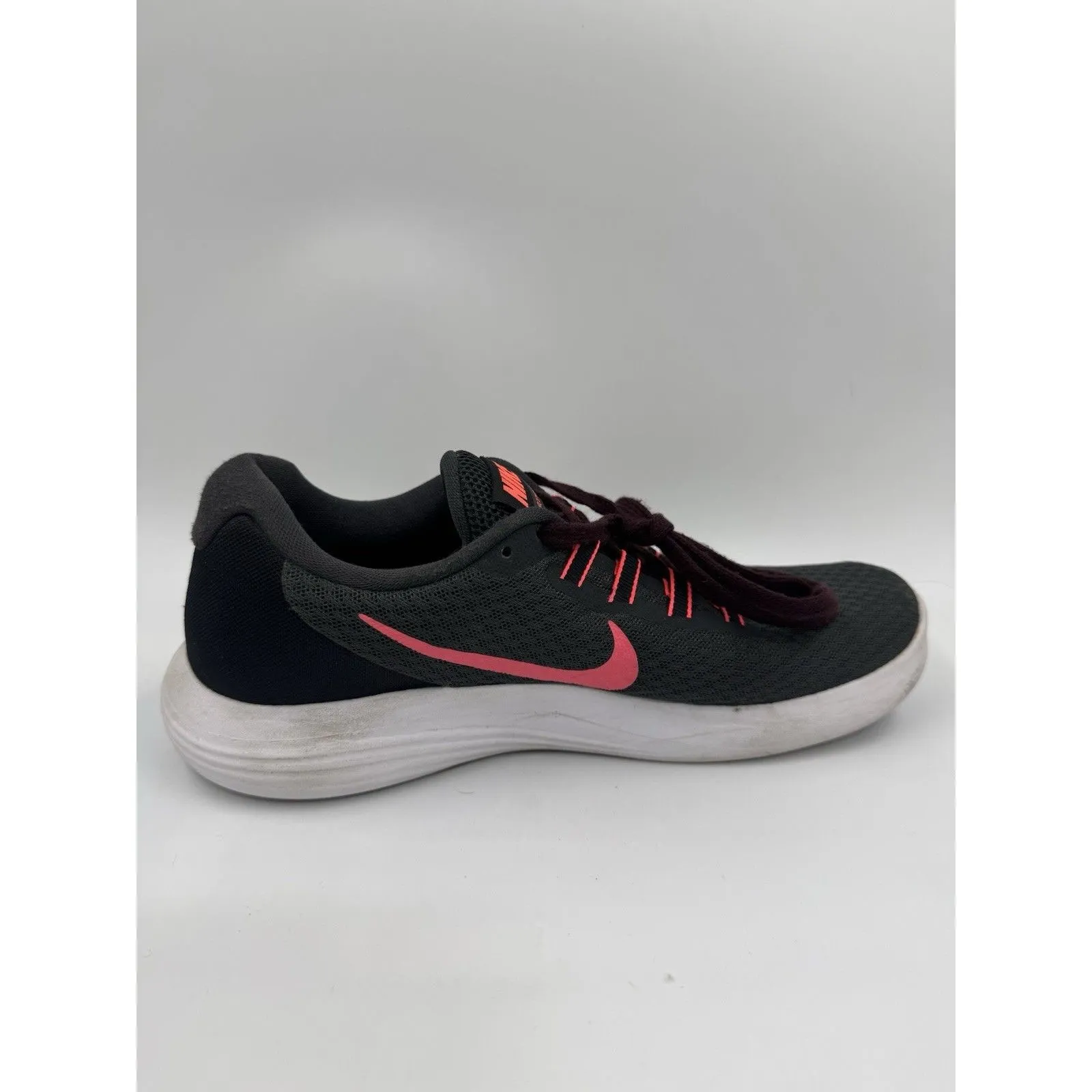 Nike Lunarconverge Sneaker Shoes Women’s Size 10 Gray/Pink 852469-002 - Image 10