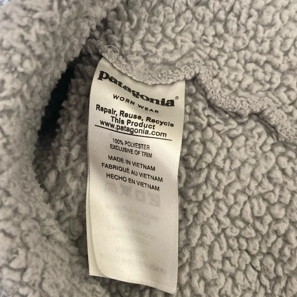 Patagonia 1/4 zipper fleece pullover - Image 5