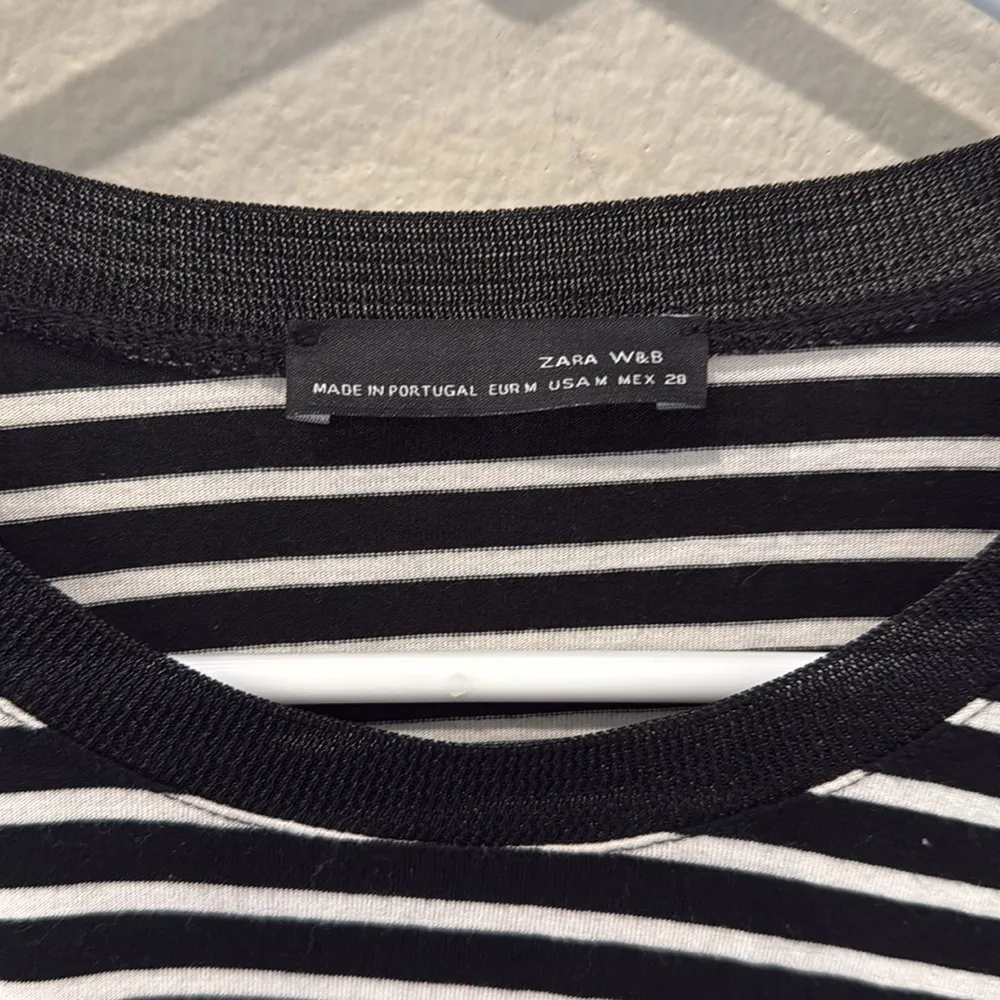 Zara W&B Collection Jersey Kint Striped Tee Size Medium - Image 4