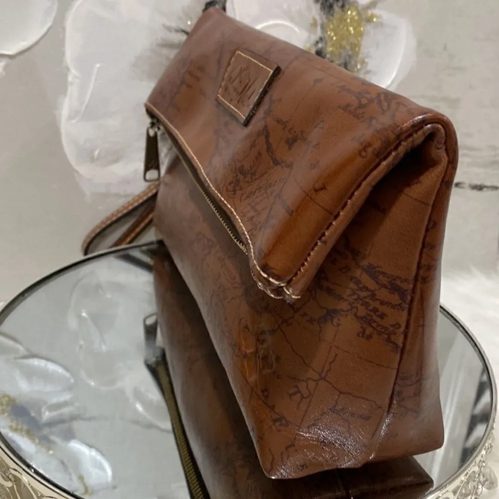 𝅺PATRICIA Nash Fold Over Wristlet/ Clutch - Image 6